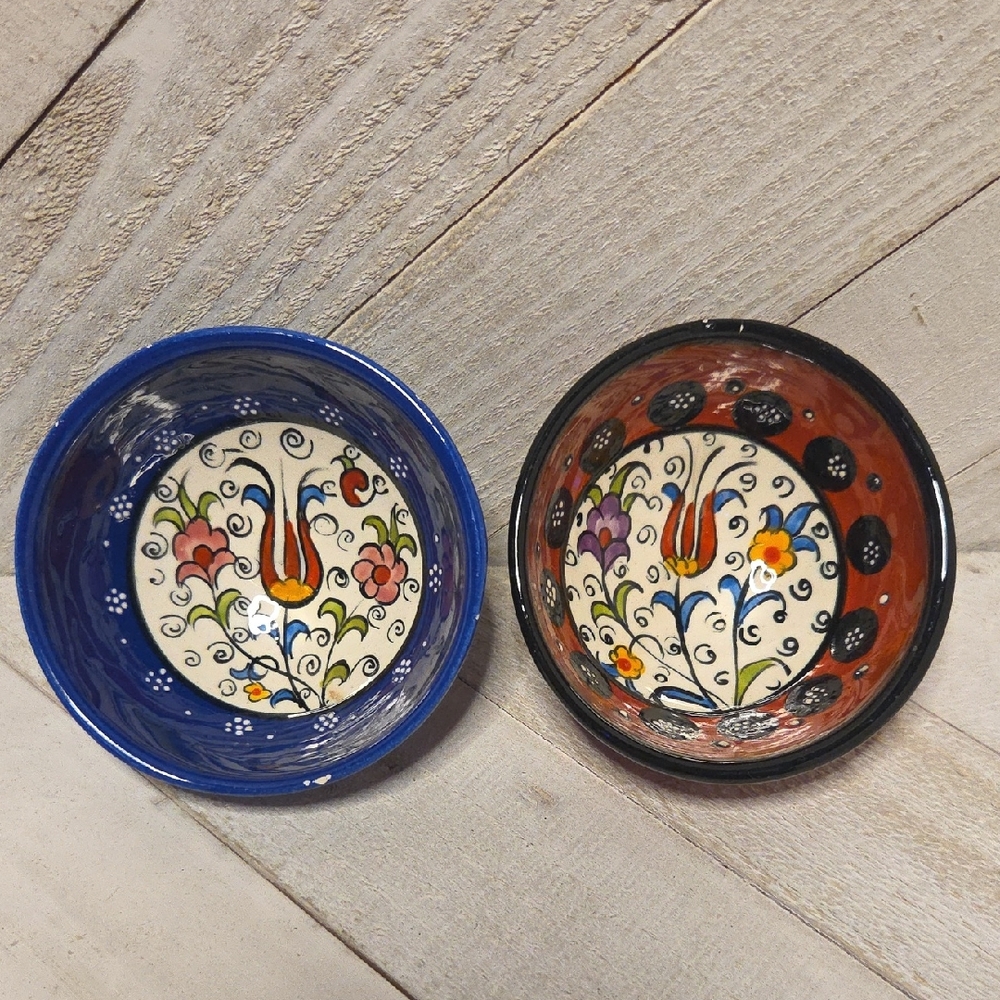 🎉2/$16 Nimot Minature Hand Painted Bowls